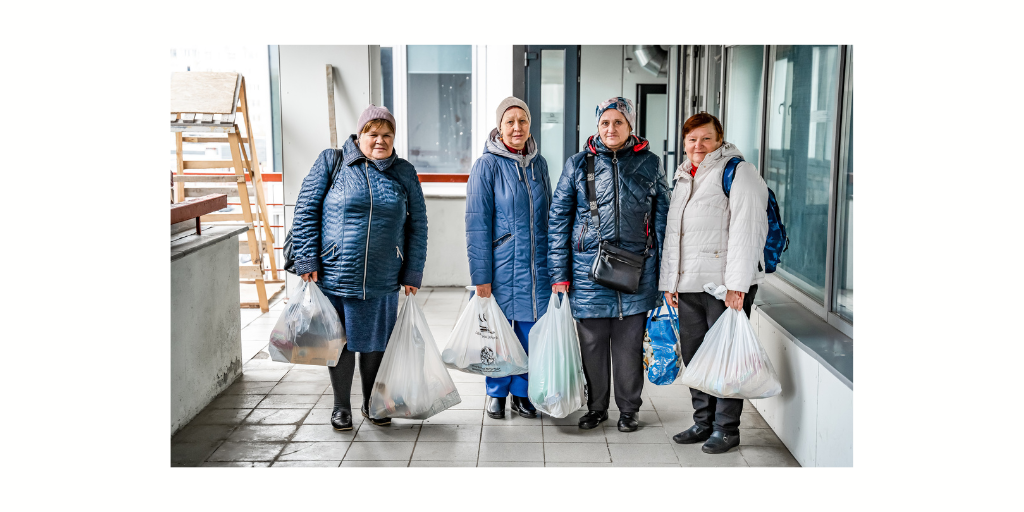 women receiving humanitarian aid in Ukraine